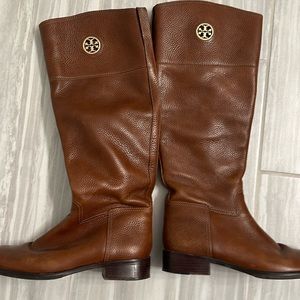 Tory Burch riding boot size 7.5